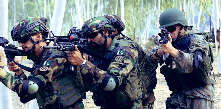 Pisanie prac z Bezpieczeństwa – konkretne wskazówki